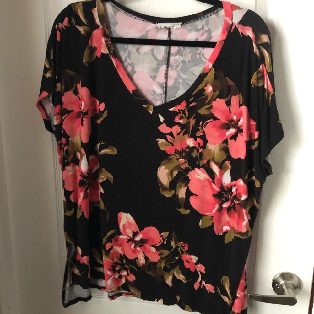 Floral top